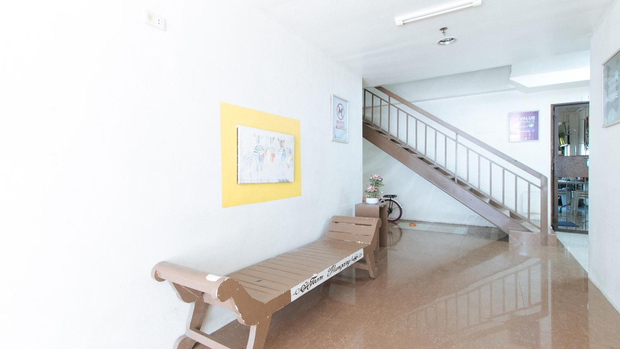 ホテル レッドドアーズ アット カッセル レジデンス パラニャーケ Paranaque City エクステリア 写真